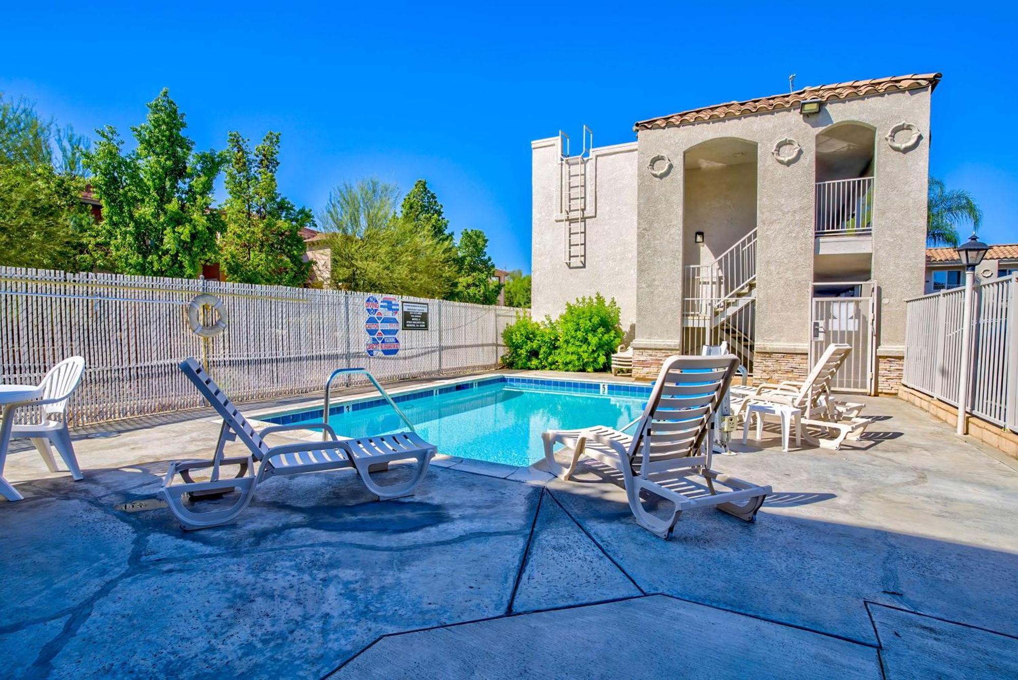 Motel 6-Menifee, Ca Bagian luar foto