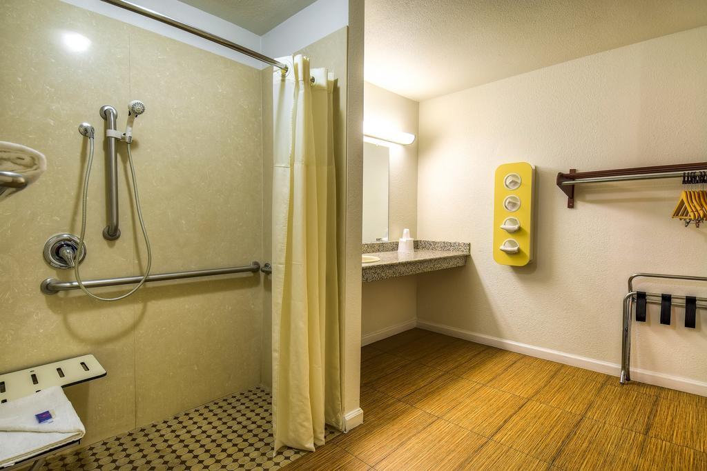 Motel 6-Menifee, Ca Bagian luar foto